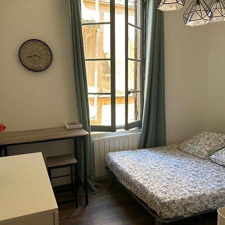 Studio En Plein Coeur Du Centre D'Arles Apartment ภายนอก รูปภาพ