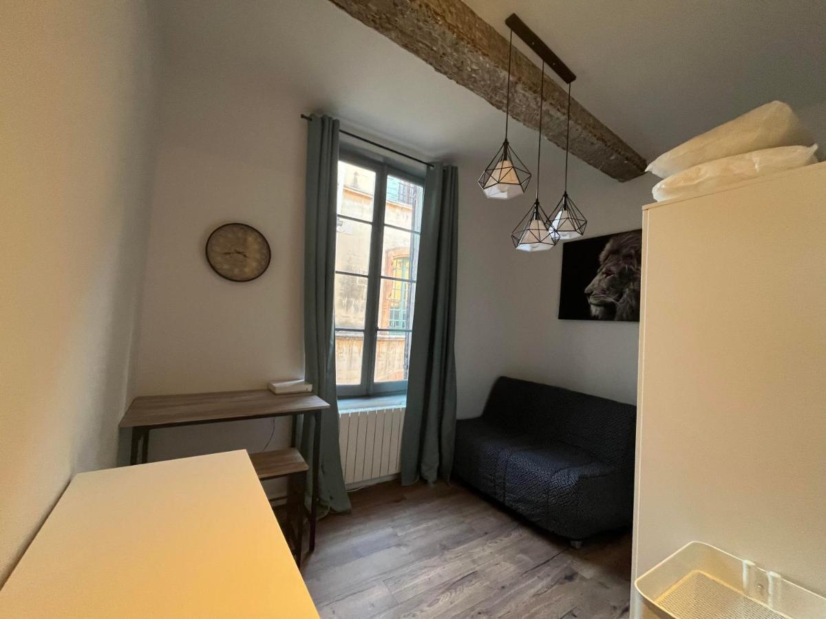Studio En Plein Coeur Du Centre D'Arles Apartment ภายนอก รูปภาพ